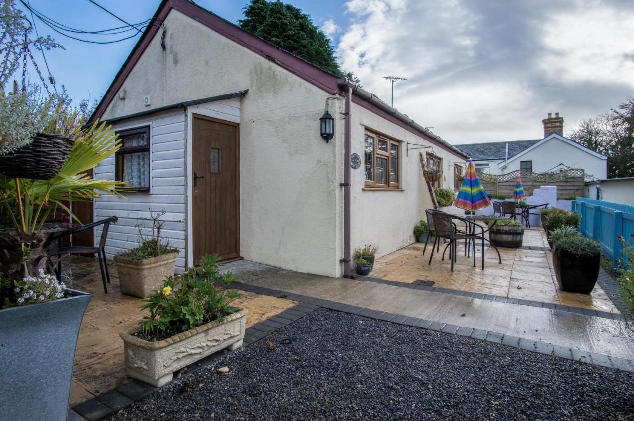 Honeysuckle Cottage - 1 Bedroom Cottage - Amroth Dış mekan fotoğraf