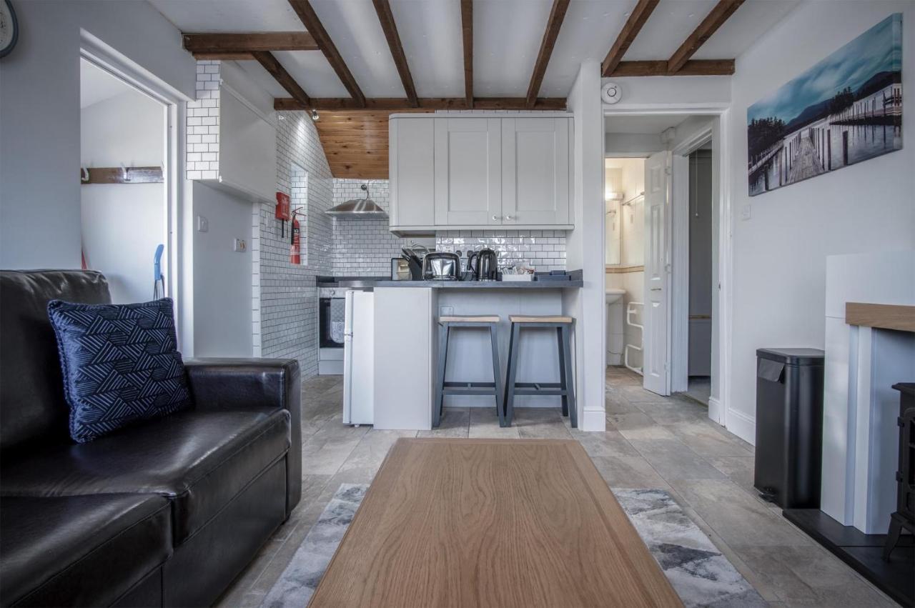 Honeysuckle Cottage - 1 Bedroom Cottage - Amroth Dış mekan fotoğraf
