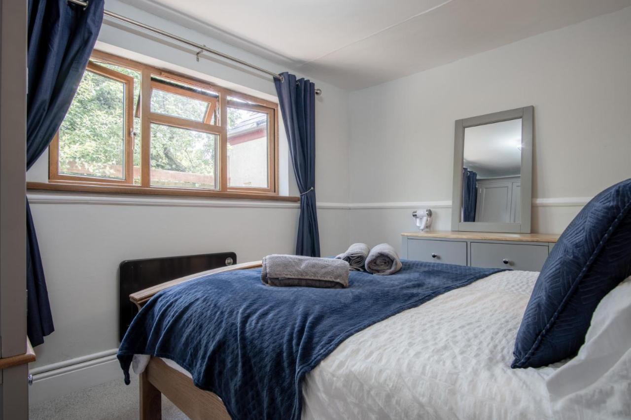 Honeysuckle Cottage - 1 Bedroom Cottage - Amroth Dış mekan fotoğraf