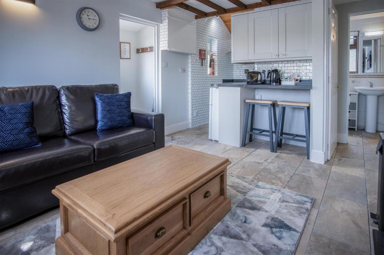 Honeysuckle Cottage - 1 Bedroom Cottage - Amroth Dış mekan fotoğraf